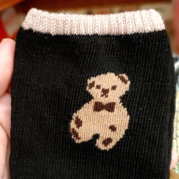 2 pack pair of 🧸 socks made of cotton, polyester, spandex blend. Black & brown. - Picture 5 of 8